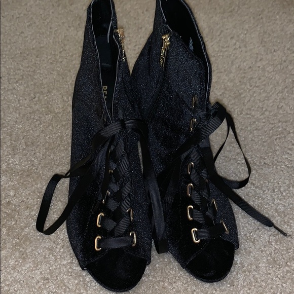 Kenneth Cole Reaction Shoes - Kenneth Cole reaction heels Kenneth Cole Reaction Shoes - Kenneth Cole reaction heels